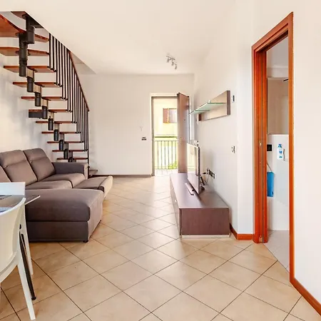Di Monate Apartment Osmate