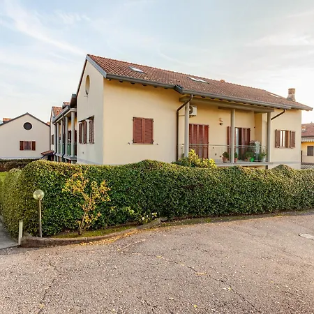 Appartamento Di Monate Osmate