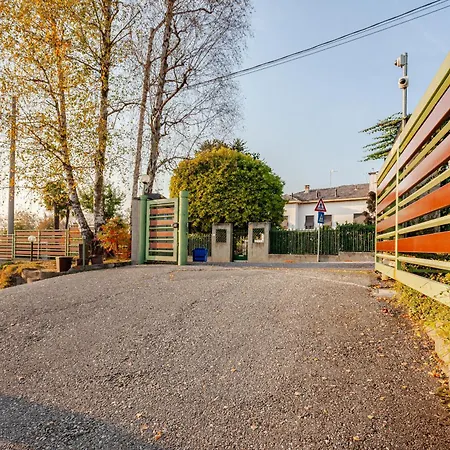 Di Monate Apartment Osmate
