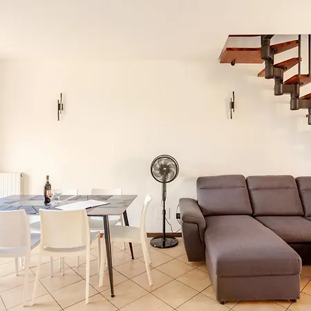 Di Monate Appartement